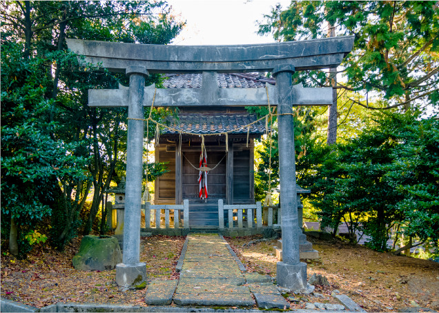松ヶ岡蚕業稲荷神社